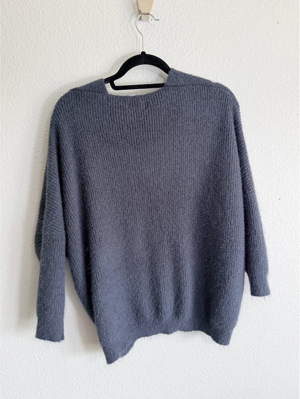Lulus Oversized V Neck Sweater Batwing Sleeve Fuzzy Knit Slate Blue Size L